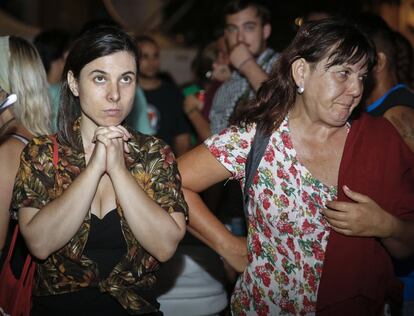 Esperando los resultados en la sede de Compromís. 