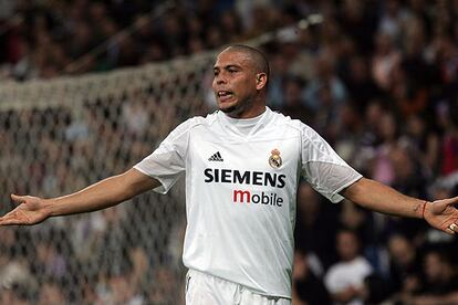 Ronaldo se queja durante el último partido en el Bernabéu, contra el Málaga.