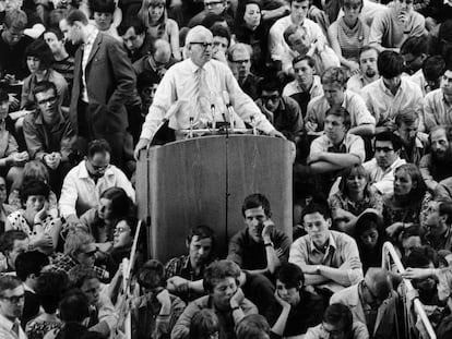 Herbert Marcuse, en un acto en la Universidad Libre de Berl&iacute;n en 1967.