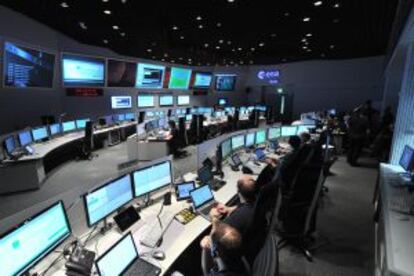 Sala de operaciones del centro  ESOC, de la ESA en Damstadt (Alemania), desde donde se controla la misi&oacute;n Rosetta.