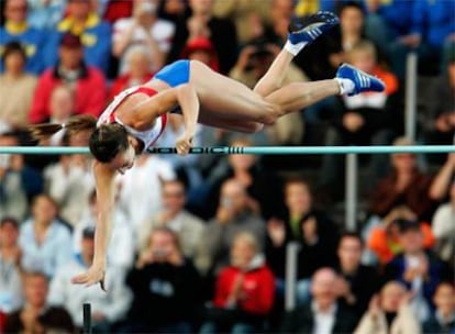 Yelena Isinbayeva, actual campeona olímpica, mundial y europea de salto con pértiga