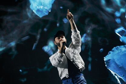 Woodkid, en un momento de su concierto de anoche.