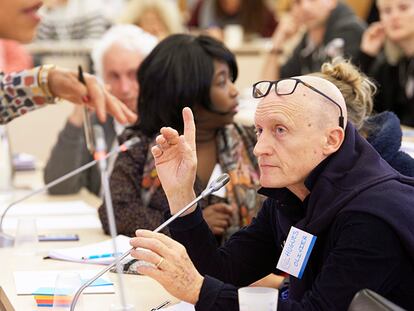 Hugues-Olivier Brillouin, en una de las sesiones de la Convención Ciudadana del Clima, en Francia.