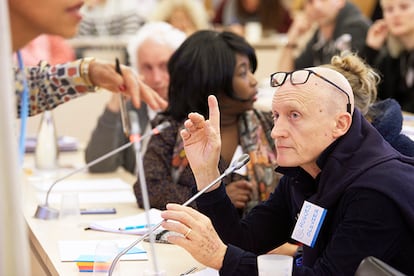 Hugues-Olivier Brillouin, en una de las sesiones de la Convención Ciudadana del Clima, en Francia.