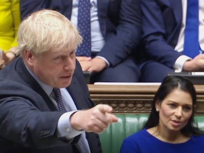 El primer ministro británico, Boris Johnson, este sábado durante el debate parlamentario sobre el Brexit.