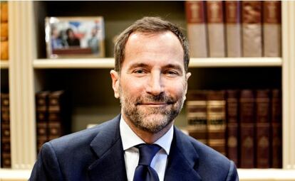 James Costos, consejero de Grifols.