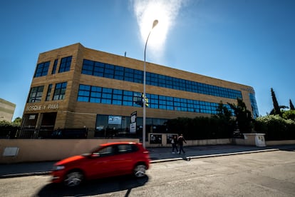 Nave industrial de la calle Progreso número 2, de Getafe, donde están registradas las 16 empresas que tiene Roberto Miguel Laborda en la capital.