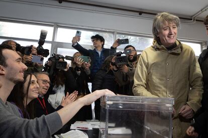 Carlos Martínez da oxígeno al PSOE con dos escaños más y un leve repunte en votos