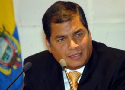 En la imagen un registro del presidente de Ecuador, Rafael Correa, quien resaltó que la "clave" para un adecuado crecimiento es que se registre un aumento de la producción superior al aumento de la población "para que el producto per capita siga aumentando". EFE/Archivo