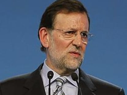 Rajoy rebajará cinco puntos el impuesto de sociedades a las pymes