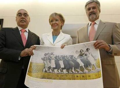 María Teresa Fernández de la Vega con Manuel Marín (derecha) y Javier Rojo, ayer.