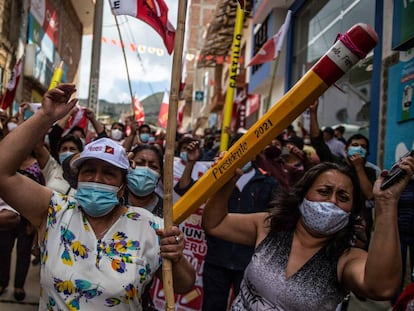 Los seguidores de Pedro Castillo se echan a las calles de Perú