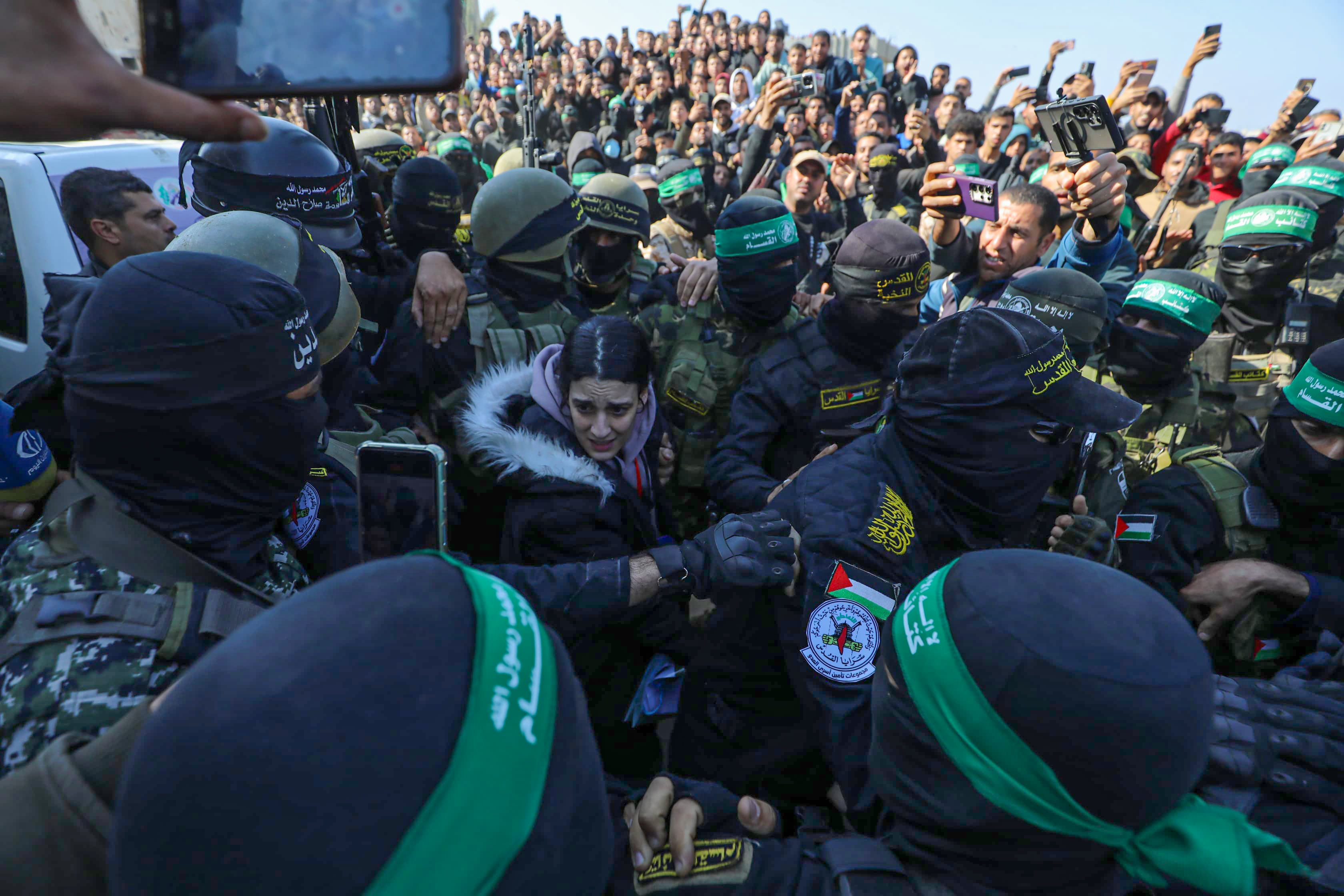 El alto el fuego en Gaza, en directo | Israel prevé liberar esta tarde a los presos palestinos tras retrasar la entrega unas horas
