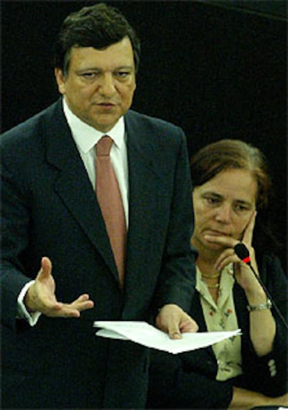 José Manuel Durão Barroso, junto a Loyola de Palacio, en Estrasburgo.