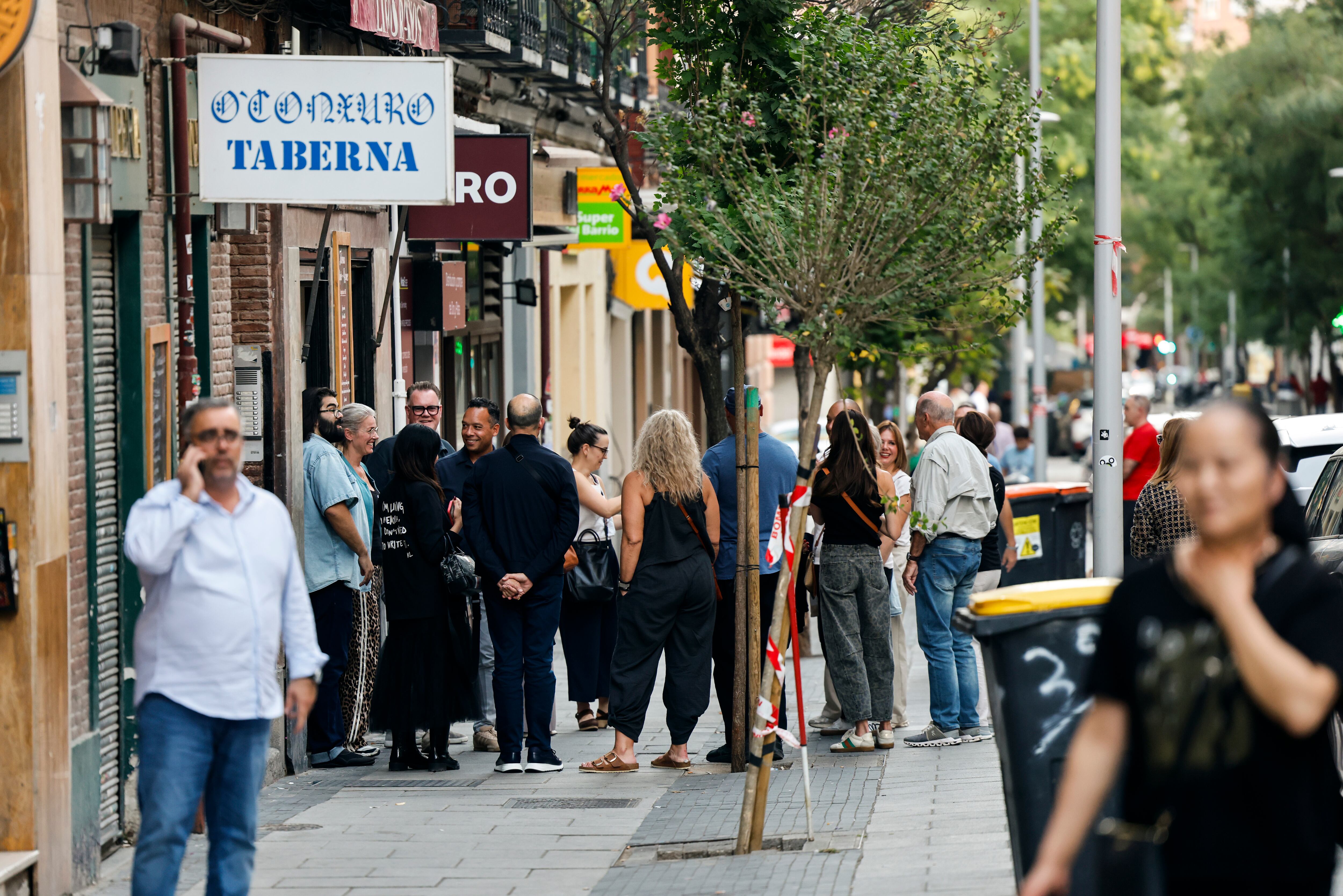 Ambiente de bares y locales cerrados en la calle Ponzano.