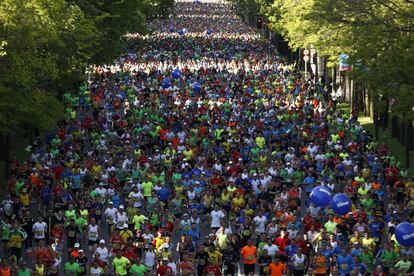 El Maratón Popular de Madrid, discurre por el Paseo de la Castellana.