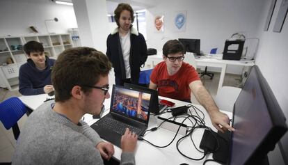 Estudiantes en el campus Epitech de Barcelona.