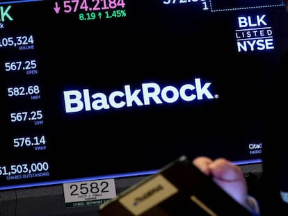 BlackRock congela las retiradas de su fondo inmobiliario británico