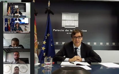 Salvador Illa, en videoconferencia con Irene Lozano, Illarramendi, Carvajal y Koke.