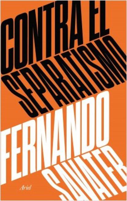 "Cada época en España, desde Quevedo, ha tenido su gran libelista. De los últimos: Unamuno, Bergamín, García Calvo. El de la nuestra es Savater. “No se llamen a engaño: esto es un panfleto. (…) Según la definición de la RAE: ‘Libelo difamatorio. Opúsculo de carácter agresivo’. Me quedo sin duda con la segunda acepción, aunque no niego que pueda haber bastante de la primera”, se sincera en la primeras líneas. Todo buen panfleto es breve, claro, ágil. Este lo es. Como una sucesión de síncopas. Cada una de sus palabras percute sobre la idea precisa y arranca de ella una nota vibrante. Un panfleto ha de llegar también en el momento oportuno. Escrito, como quien dice, en la trinchera, y buscando sacudir, agitar, movilizar. ¿Cómo? Repensando los lugares comunes, arrostrando las mentiras y posverdades, restableciendo la racionalidad. Es decir, uniendo lo que los separatismos diabólicos (del griego dia-bolo, separar) tratarán de desgarrar, lanzando lejos los despojos". Por ANDRÉS TRAPIELLO