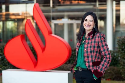 Adela Martín Ruiz, directora de banca privada para España de Banco Santander.