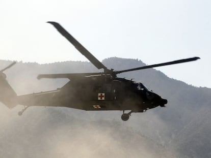 Un helicóptero estadounidense en la base de Bostic, Afganistán. 