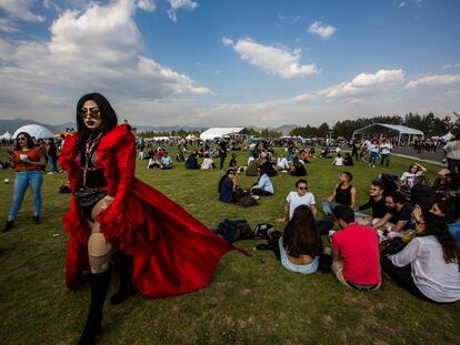 Personas en el festival Ceremonia en 2018.