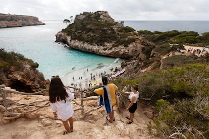 Una protesta en Calo d´es Moro, en Mallorca, el pasado 16 de junio.