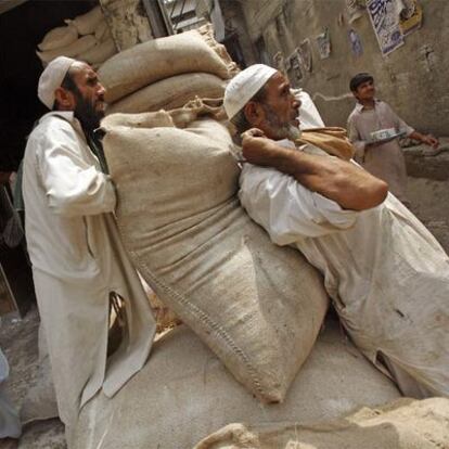 El empleo informal mueve 83.000 millones de dólares en Pakistán, la mitad de su PIB.
