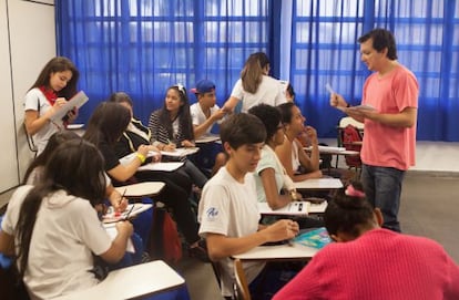 Alunos em aula de espanhol em São Paulo.