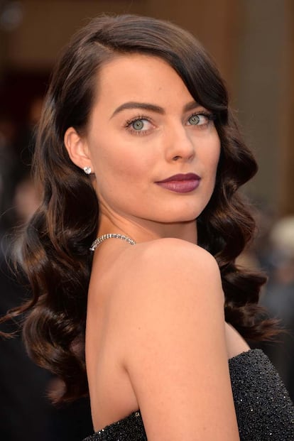 Margot Robbie estrena color de pelo.