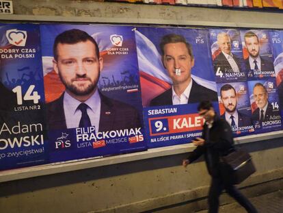 Carteles electorales en Varsovia, el 9 de septiembre de 2019.