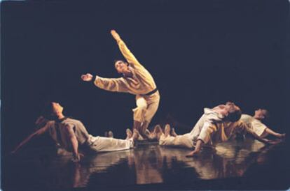 Una escena de <i>Little gallows,</i> del Ballet de Cámara de Praga, durante los ensayos. 

/ RICARDO GUTIÉRREZ