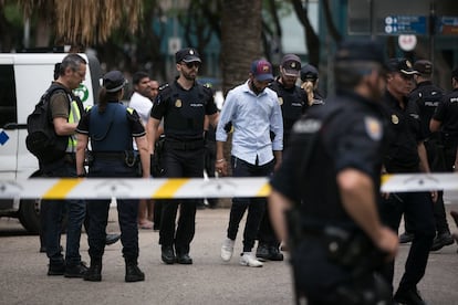 Los agentes prevén detener a decenas de personas, en un caso que dirige el juzgado de instrucción 16 de Barcelona y que se encuentra bajo secreto de sumario.