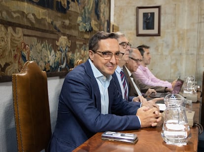 Juan Manuel Corchado, rector de la Universidad de Salamanca, en la sesión de Consejo de Gobierno del 11 de septiembre que aprobó el informe exculpatorio.