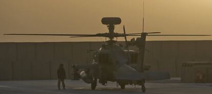 Un helicóptero Apache estadounidense en Afganistán.