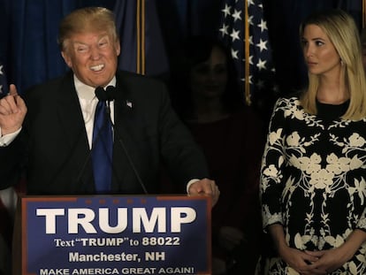 Donald Trump haciendo campaña New Hampshire. Al lado, su hija Ivanka.