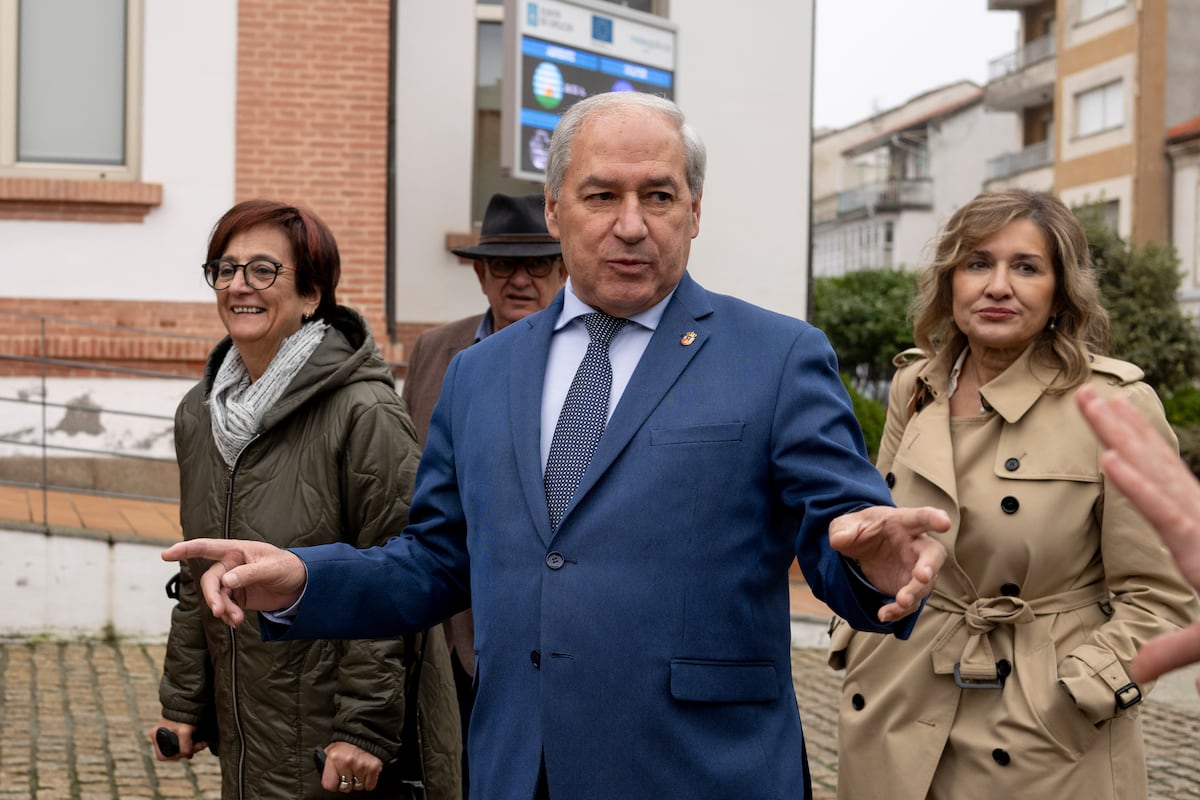 José Tomé, presidente de la Diputación de Lugo: “Es un montaje. Puedo mandar una broma, un mensaje, pero de eso a acosar…”