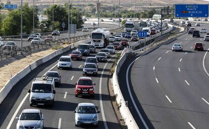 Tráfico en la A-3 a la altura de Rivas-VaciaMadrid, en dirección salida desde Madrid.