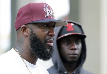 Tracy Martin, padre de Trayvon en un mitin en Miami.