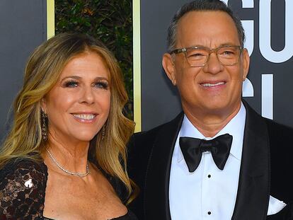 Tom Hanks y Rita Wilson, en los Globos de Oro de 2020.