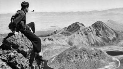 Autorretrato tomado en el Nevado de Toluca hacia 1940