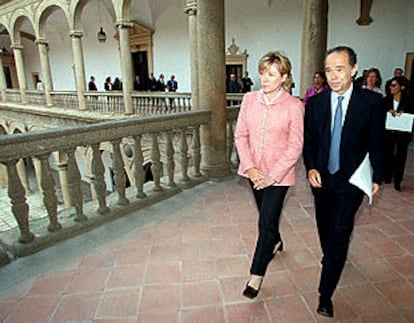 Pilar del Castillo y Gregorio Marañón y Bertrán de Lis, ayer en Toledo.