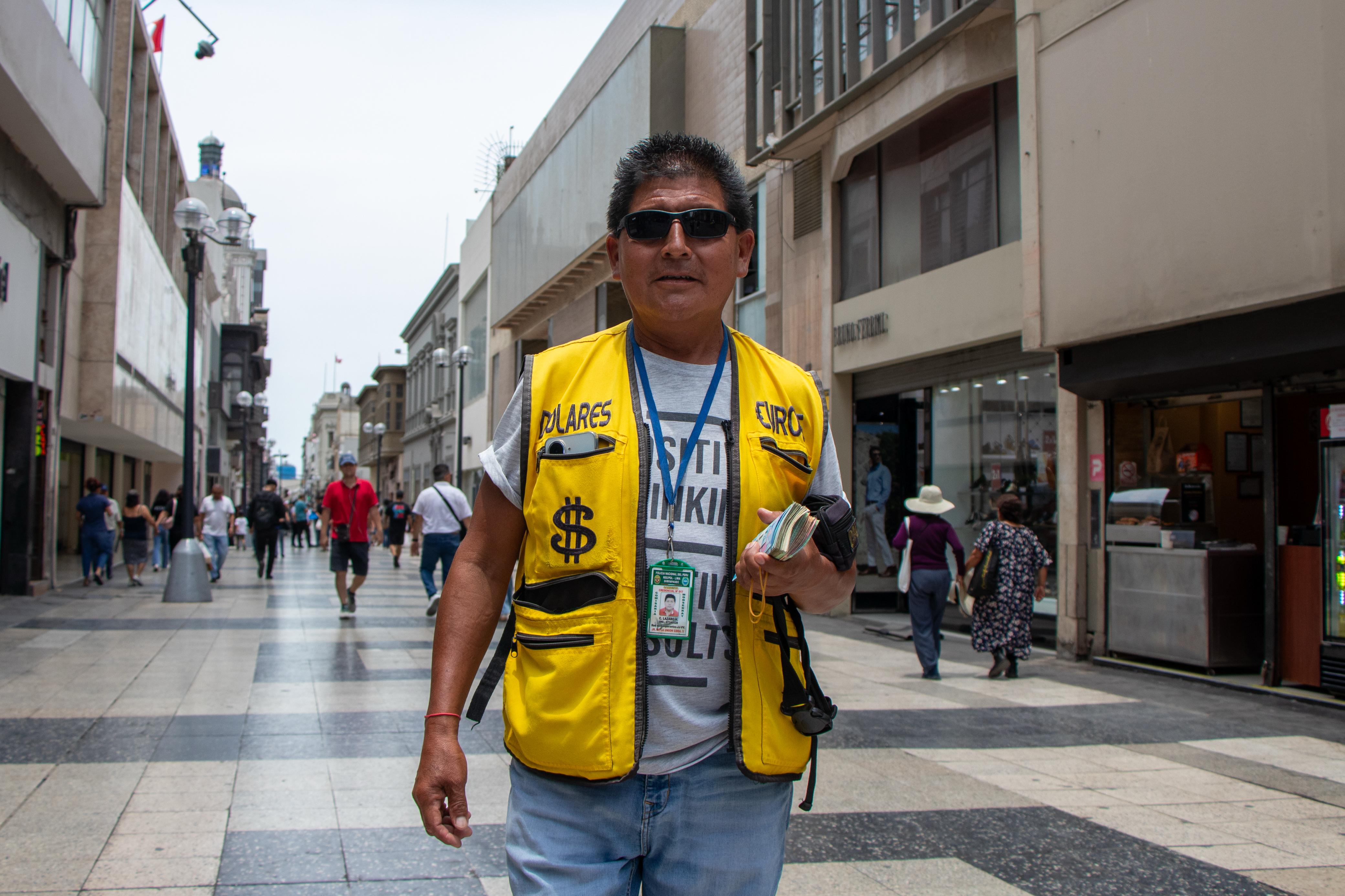 Marcos Lázaro Huamán en el centro de Lima, el 18 de febrero.