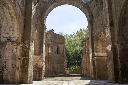 El monasterio de Santa María de Gualter, en La Baronia de Rialb (Lleida).