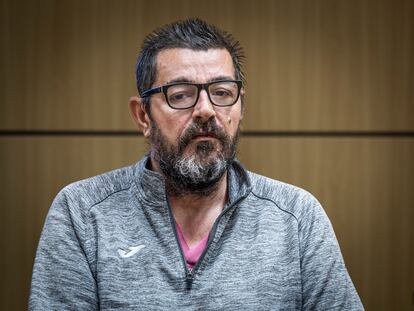 Jose Antonio, declarado culpable de asesinar a su hijo, minutos antes de la lectura del veredicto, este martes en la Audiencia de Valencia.