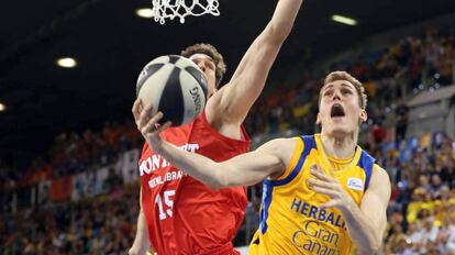 Radicevic lanza ante Chema González