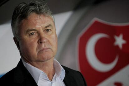 Hiddink, en un partido con la selección turca.