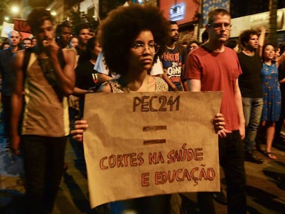 Protesto contra a PEC do teto dos gastos em São Paulo, em outubro.