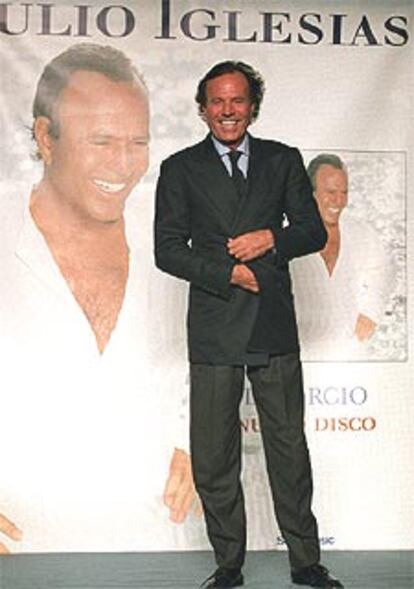 Julio Iglesias, ayer en Madrid.